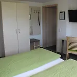 게스트하우스 Gaestehaus Zum Wolffenturm