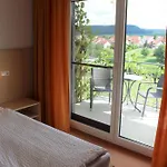 Gaestehaus Zum Wolffenturm 게스트하우스 Lehrensteinsfeld
