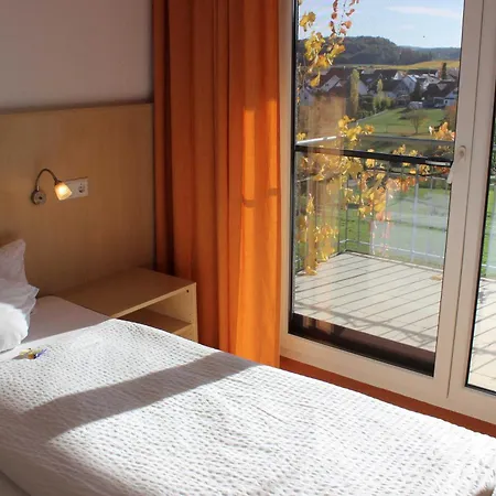 Zum Wolffenturm Lehrensteinsfeld