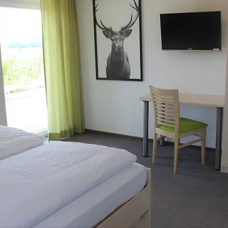 Zum Wolffenturm 3* Lehrensteinsfeld