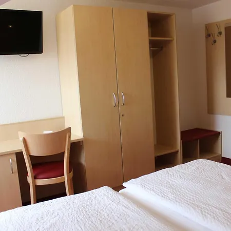 Gaestehaus Zum Wolffenturm Lehrensteinsfeld