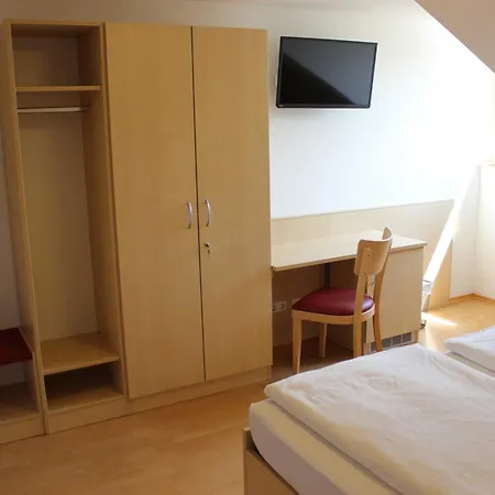 Zum Wolffenturm Lehrensteinsfeld