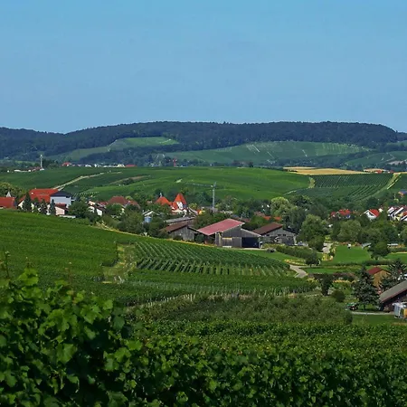 Gaestehaus Zum Wolffenturm Pensjonat Lehrensteinsfeld